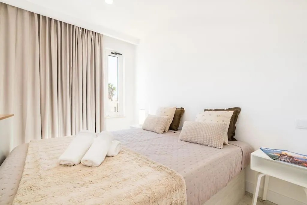 White Studio - Ocean View Albufeira Portugal